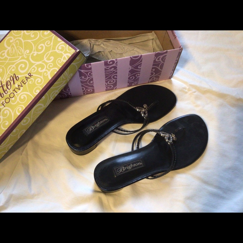 Sandals - Picture 2 of 4